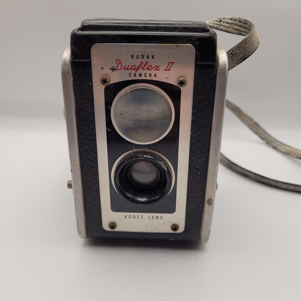 Vintage Kodak Duaflex II Camera Kodet Lens Black Silver TLR Style Display Piece